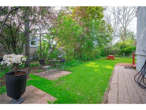 197 Fennell Avenue E, Hamilton, ON - Outdoor With Backyard