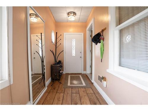 197 Fennell Avenue E, Hamilton, ON - Indoor Photo Showing Other Room