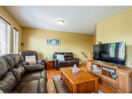 1785 Creek Way, Burlington, ON - Indoor Photo Showing Living Room