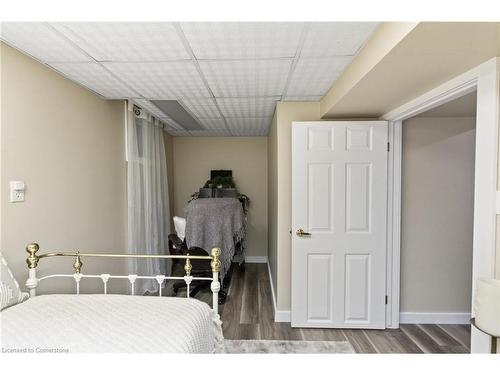 19 Claremount Circle, Welland, ON - Indoor Photo Showing Bedroom