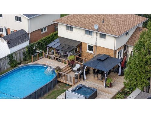 19 Claremount Circle, Welland, ON - Outdoor With Above Ground Pool