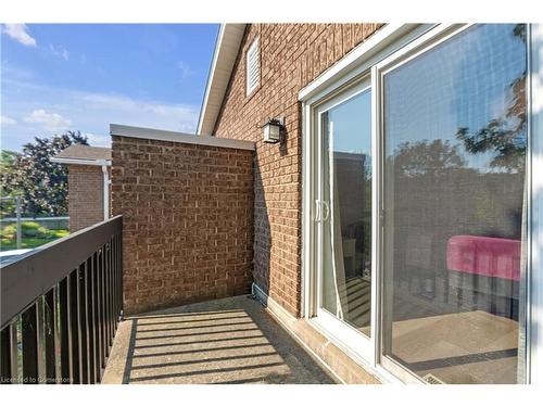 13-1205 Lamb'S Court, Burlington, ON - Outdoor With Balcony With Exterior