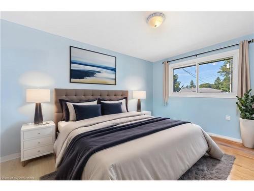 23 Walts Street, Welland, ON - Indoor Photo Showing Bedroom