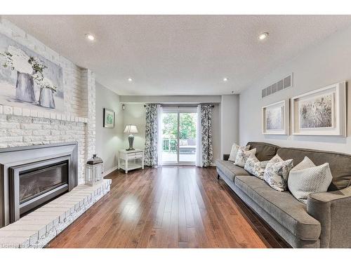 2159 Belgrave Court, Burlington, ON - Indoor Photo Showing Living Room With Fireplace