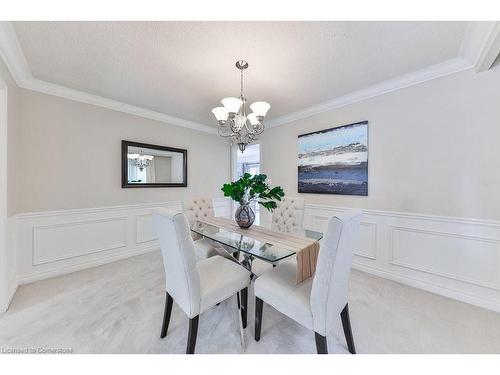 2159 Belgrave Court, Burlington, ON - Indoor Photo Showing Dining Room