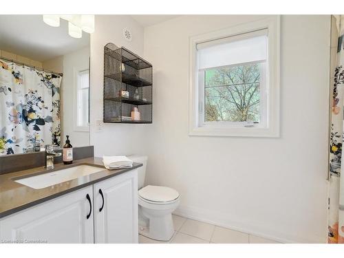 3-2071 Ghent Avenue, Burlington, ON - Indoor Photo Showing Bathroom