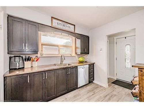 50 Grandfield Street, Hamilton, ON - Indoor Photo Showing Kitchen