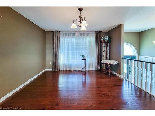 3831 Cardinal Drive, Niagara Falls, ON - Indoor Photo Showing Other Room