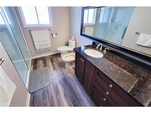 3831 Cardinal Drive, Niagara Falls, ON - Indoor Photo Showing Bathroom