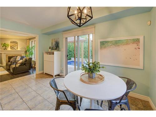 517 Larkspur Lane, Burlington, ON - Indoor Photo Showing Dining Room