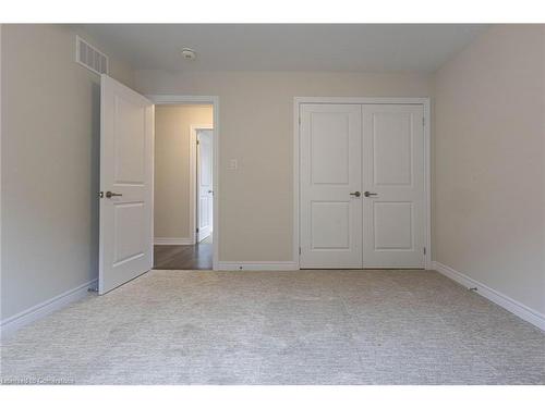 57 Blackbird Way, Hamilton, ON - Indoor Photo Showing Other Room