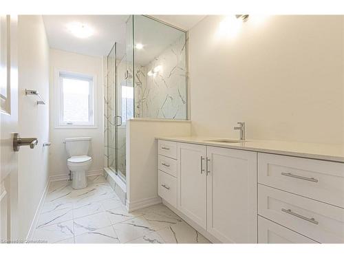 57 Blackbird Way, Hamilton, ON - Indoor Photo Showing Bathroom