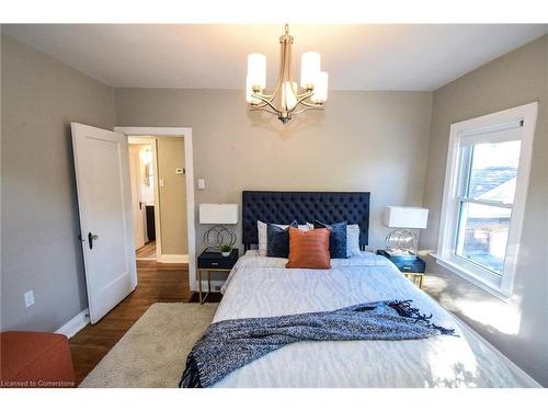 61 Marmora Street, St. Catharines, ON - Indoor Photo Showing Bedroom