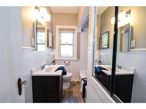 61 Marmora Street, St. Catharines, ON - Indoor Photo Showing Bathroom