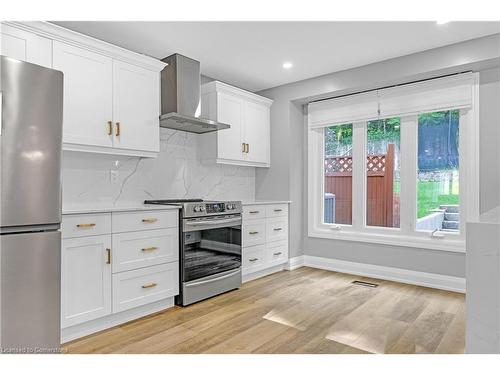 64 Hildegard Drive, Hamilton, ON - Indoor Photo Showing Kitchen With Upgraded Kitchen