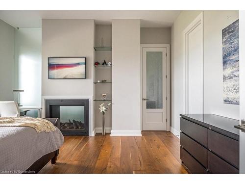 147 Mountain Park Avenue, Hamilton, ON - Indoor Photo Showing Bedroom With Fireplace