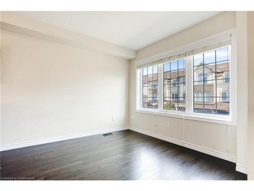 31 Mayland Trail, Stoney Creek, ON - Indoor Photo Showing Other Room