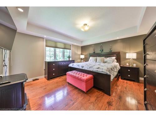 4379 Victoria Road S, Puslinch, ON - Indoor Photo Showing Bedroom