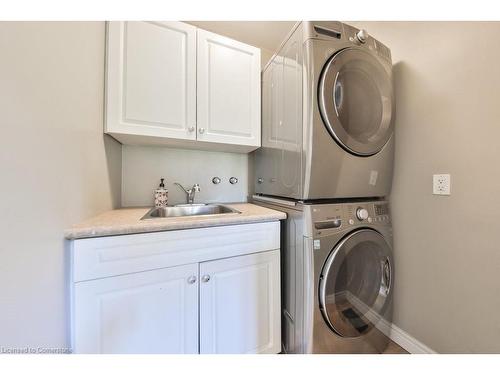 4379 Victoria Road S, Puslinch, ON - Indoor Photo Showing Laundry Room