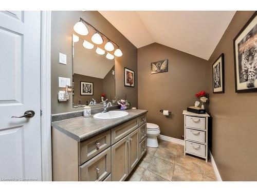 4379 Victoria Road S, Puslinch, ON - Indoor Photo Showing Bathroom