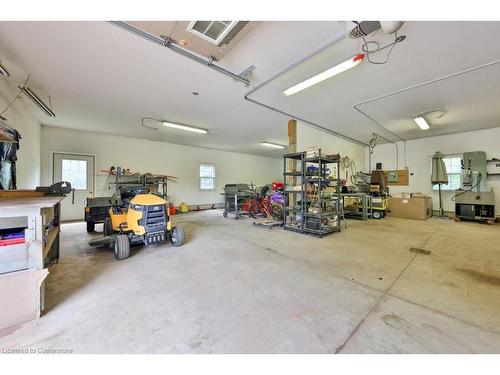 4379 Victoria Road S, Puslinch, ON - Indoor Photo Showing Garage