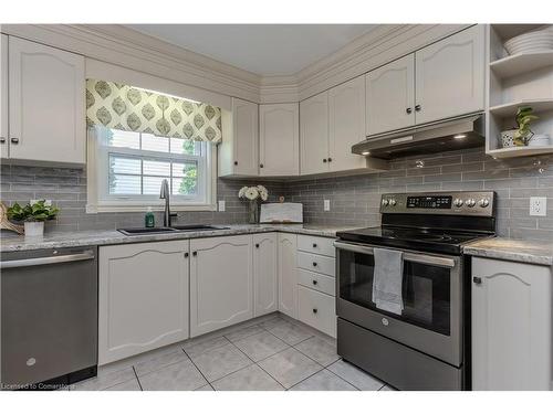 1871 Lakeshore Rd Road, Niagara-On-The-Lake, ON - Indoor Photo Showing Kitchen With Double Sink