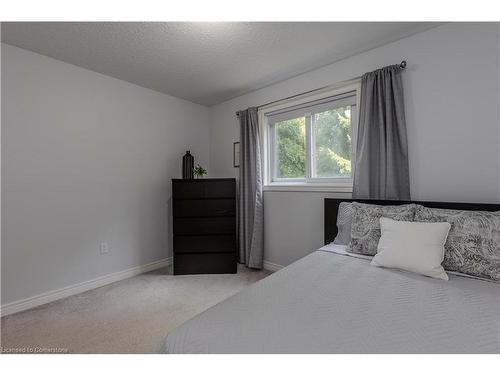 1871 Lakeshore Rd Road, Niagara-On-The-Lake, ON - Indoor Photo Showing Bedroom