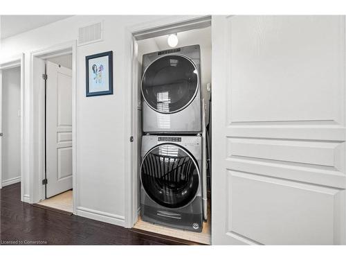 91 Mayland Trail, Hamilton, ON - Indoor Photo Showing Laundry Room