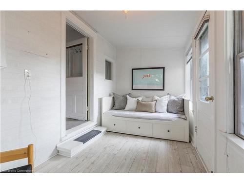 234 East Avenue N, Hamilton, ON - Indoor Photo Showing Bedroom