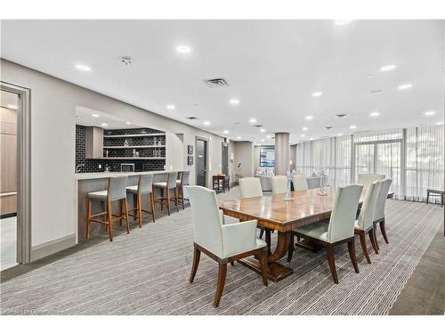 409-11 Bronte Road, Oakville, ON - Indoor Photo Showing Dining Room