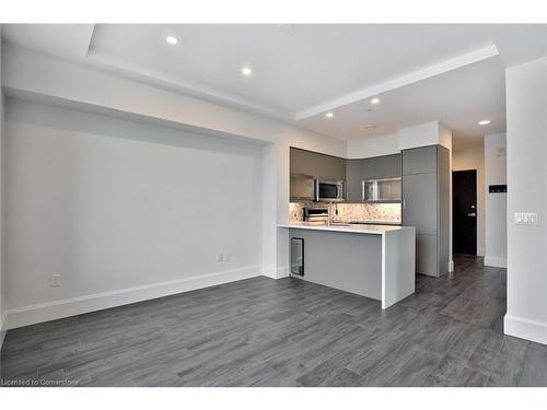 1105-112 King Street E, Hamilton, ON - Indoor Photo Showing Kitchen