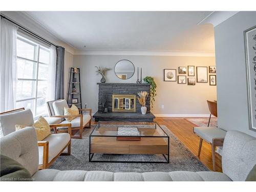 80 Upper Paradise Road, Hamilton, ON - Indoor Photo Showing Living Room With Fireplace