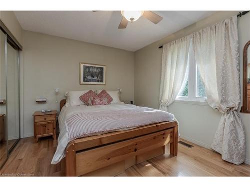 18 Ilona Court, Brantford, ON - Indoor Photo Showing Bedroom