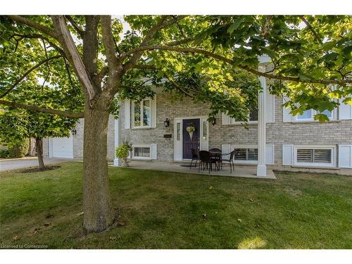 18 Ilona Court, Brantford, ON - Outdoor