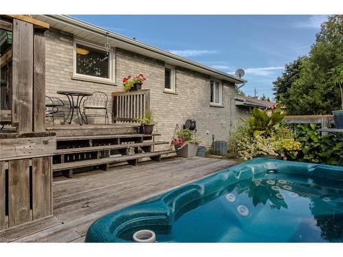 18 Ilona Court, Brantford, ON - Outdoor With In Ground Pool