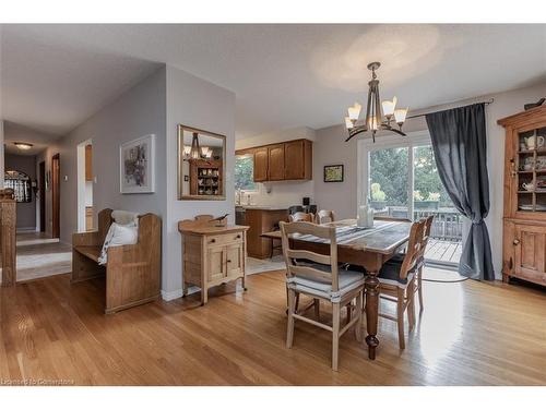 18 Ilona Court, Brantford, ON - Indoor Photo Showing Dining Room