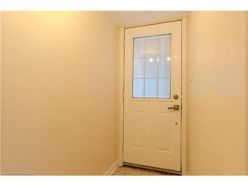 6539 Jupiter Boulevard, Niagara Falls, ON - Indoor Photo Showing Other Room