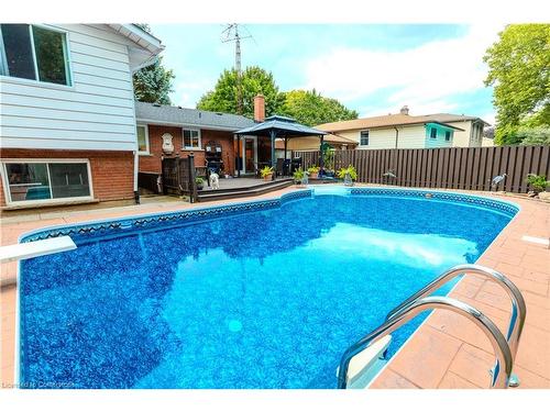 6539 Jupiter Boulevard, Niagara Falls, ON - Outdoor With In Ground Pool With Deck Patio Veranda With Exterior