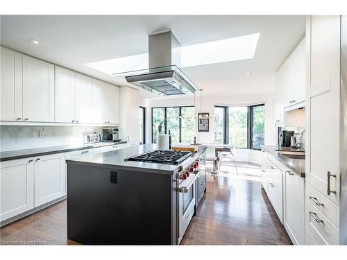 97 Overdale Avenue, Waterdown, ON - Indoor Photo Showing Kitchen With Upgraded Kitchen