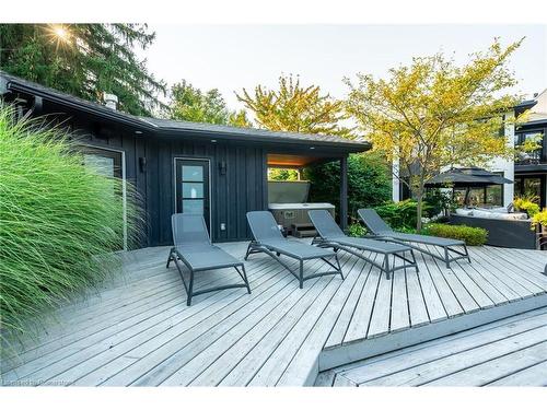 97 Overdale Avenue, Waterdown, ON - Outdoor With Deck Patio Veranda