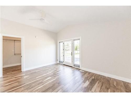 106 Overdale Avenue, Waterdown, ON - Indoor Photo Showing Other Room