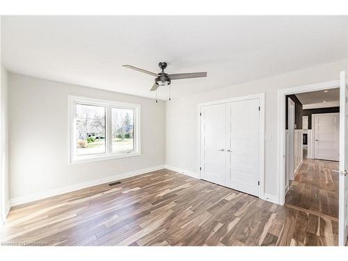 106 Overdale Avenue, Waterdown, ON - Indoor Photo Showing Other Room