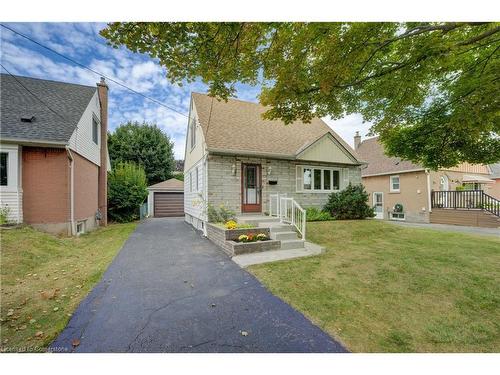 22 East 44Th Street, Hamilton, ON - Outdoor With Facade