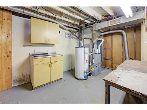 22 East 44Th Street, Hamilton, ON - Indoor Photo Showing Basement