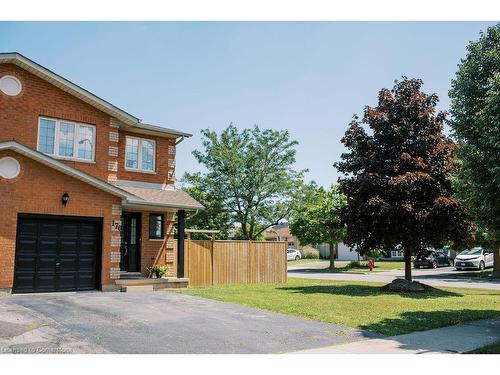 170 Candlewood Drive, Hamilton, ON - Outdoor