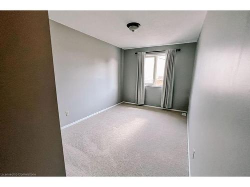 170 Candlewood Drive, Hamilton, ON - Indoor Photo Showing Other Room