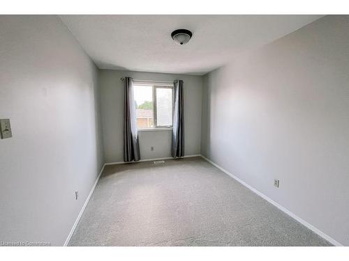 170 Candlewood Drive, Hamilton, ON - Indoor Photo Showing Other Room