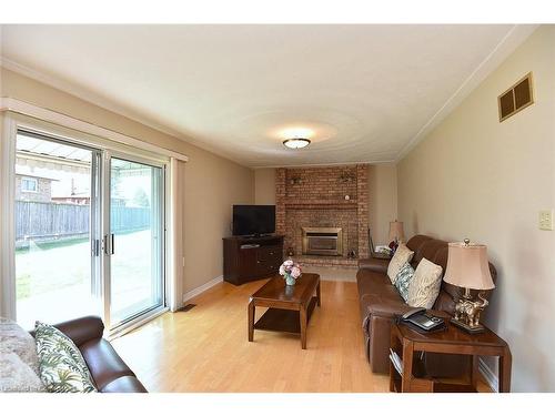 20 Stella Court, Hamilton, ON - Indoor Photo Showing Living Room With Fireplace