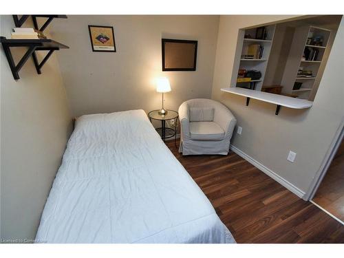 122-150 Gateshead Crescent, Stoney Creek, ON - Indoor Photo Showing Bedroom