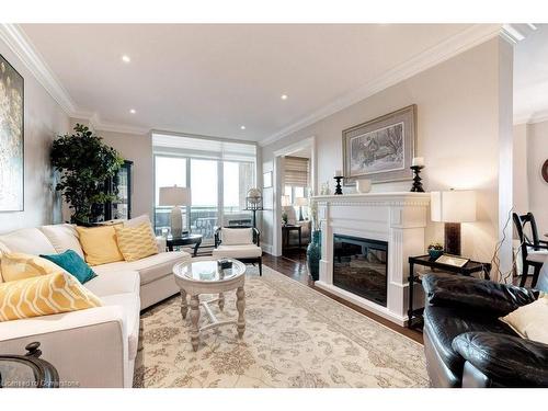 2006-5250 Lakeshore Road, Burlington, ON - Indoor Photo Showing Living Room With Fireplace